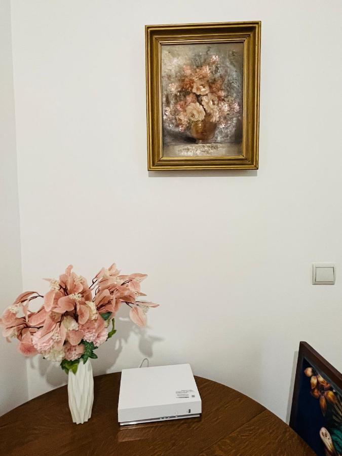 Dream Dwell Paris-Two-Bedroom Flat Near Pompidou Centre Экстерьер фото